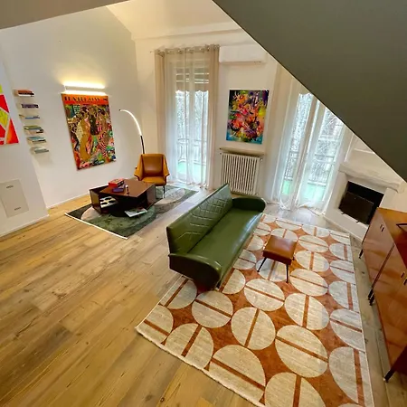 149 Borgo Ticino Attico Di Lusso Con Terrazzo E Parking Privato Apartmán